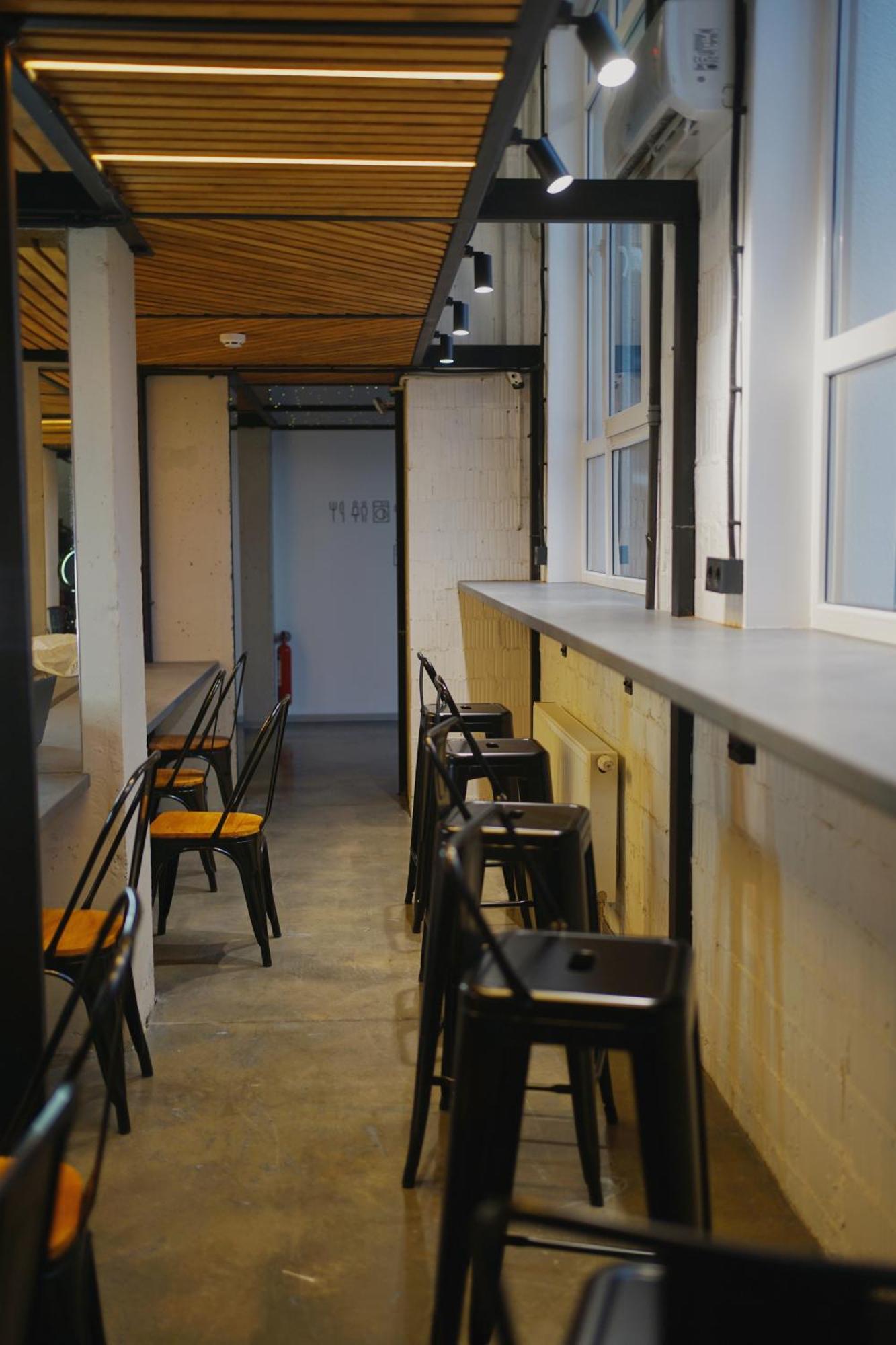 Capsule Hotel Constellation 91 Lviv Exterior foto